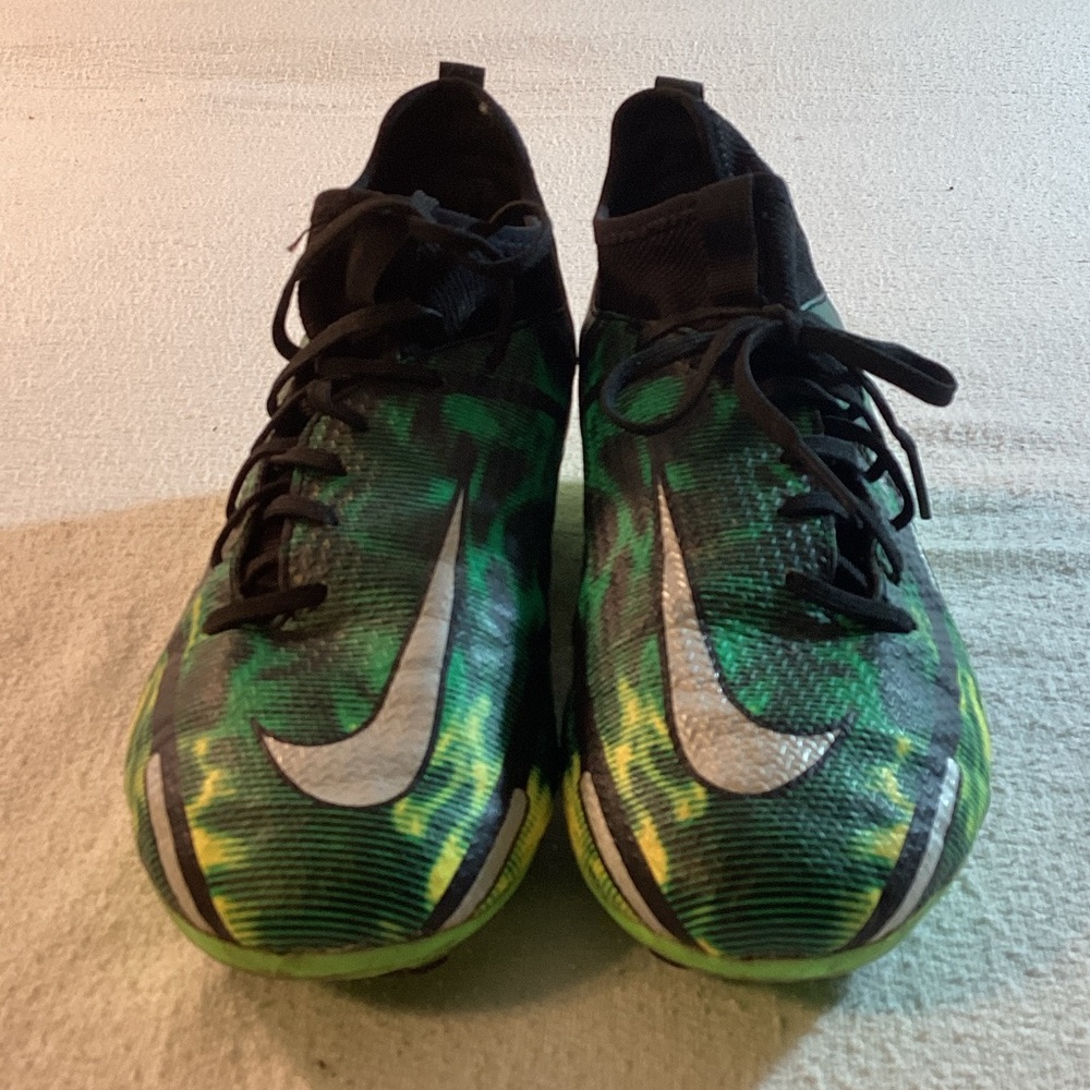 Nike Kids Green Phantom Soccer Shoes